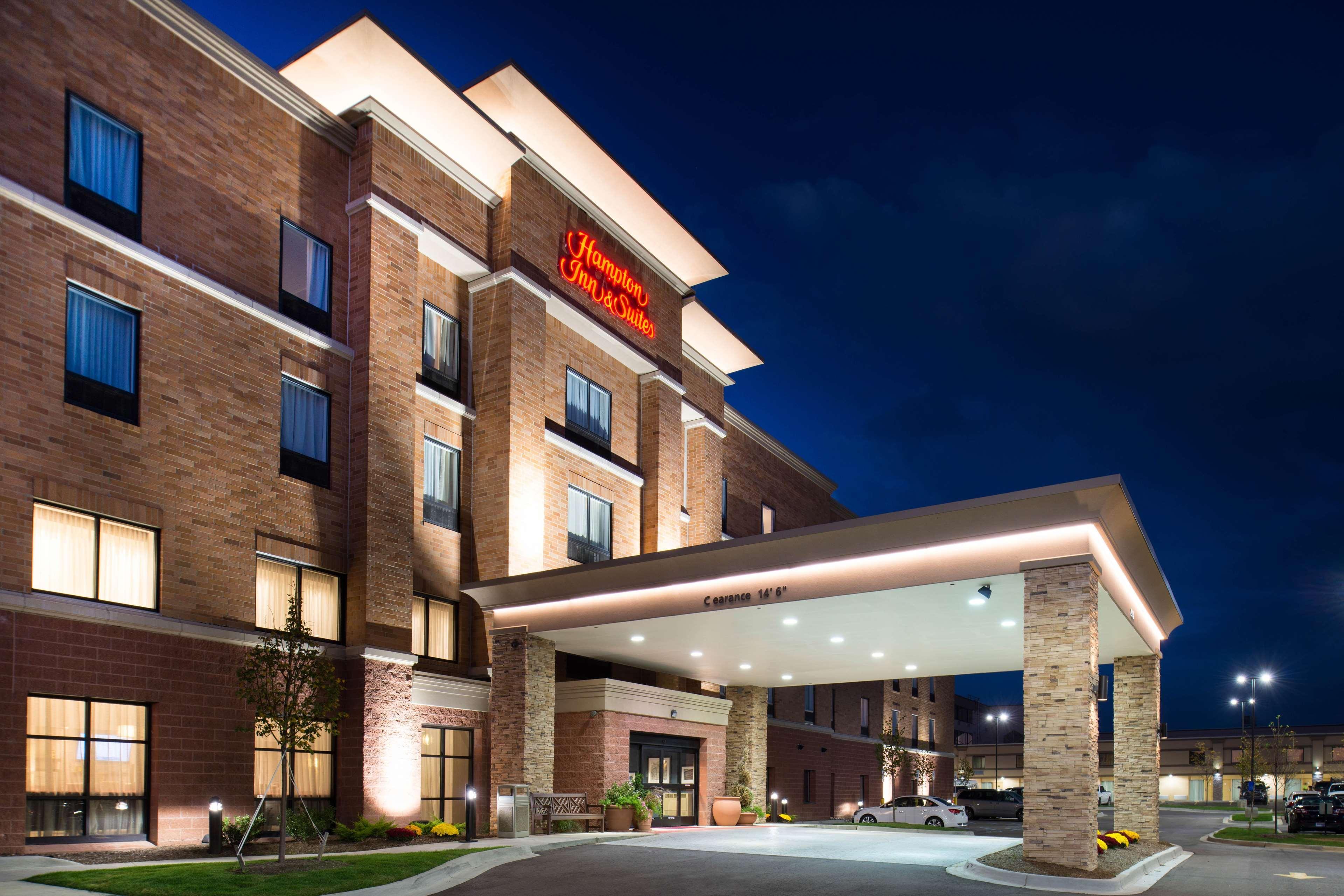 Hampton Inn & Suites Ann Arbor West Exterior photo