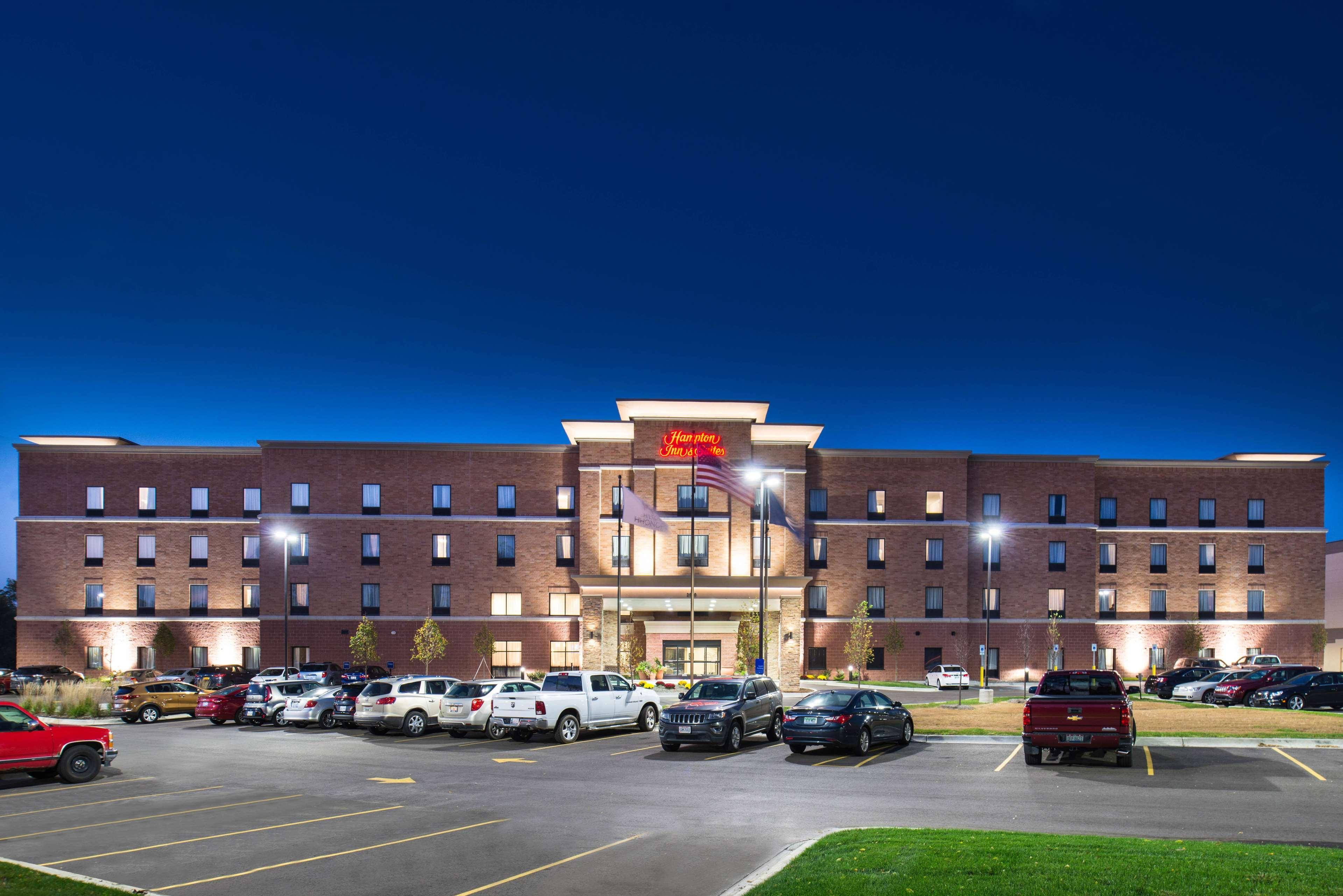 Hampton Inn & Suites Ann Arbor West Exterior photo