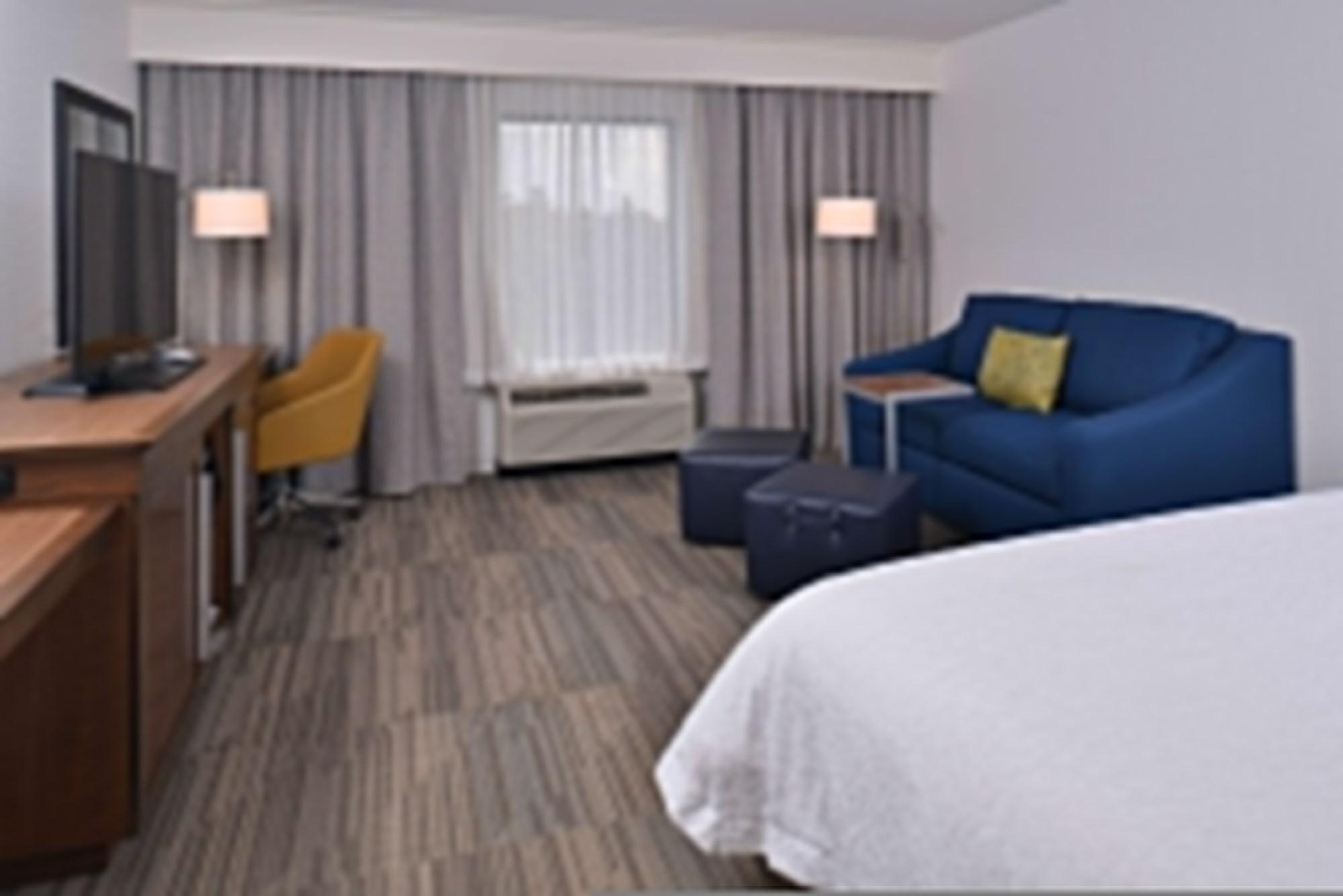 Hampton Inn & Suites Ann Arbor West Exterior photo